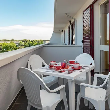 Aparthotel Raffaello Family