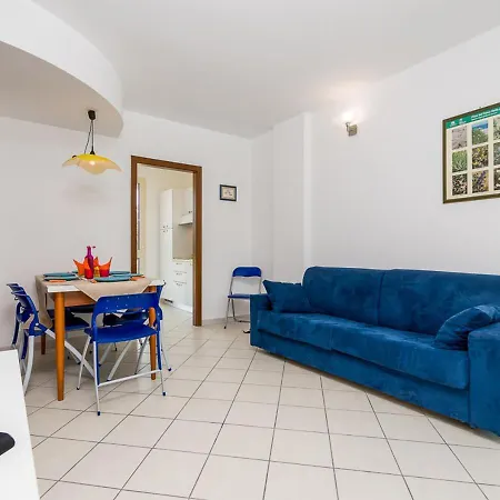 Aparthotel Raffaello Family *